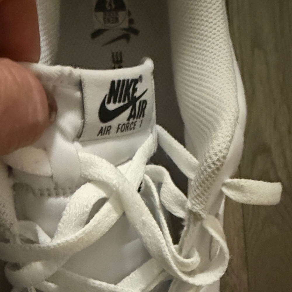 Nike Air Force 1 Flyease Triple White Leather Sneakers - Picture 3 of 10